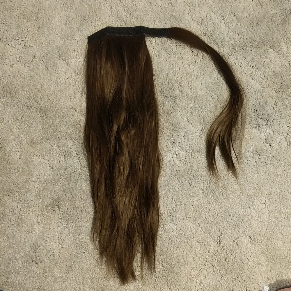Clip in pony tail extension